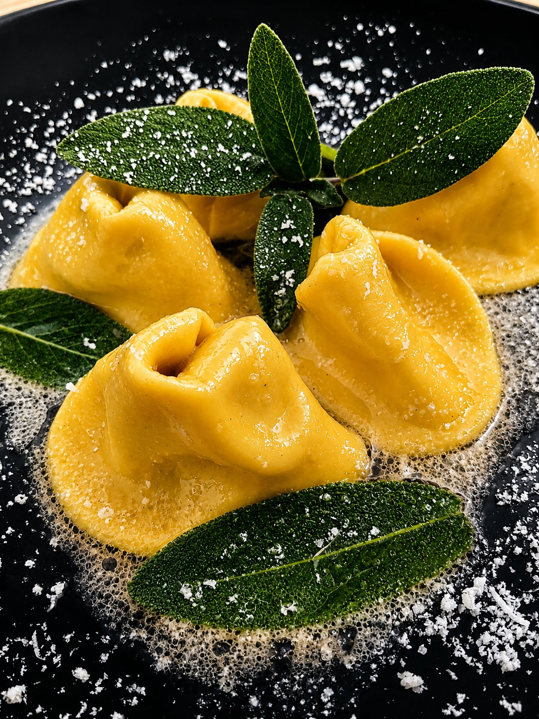 Tortelloni burro e salvia — Nuovo Antares